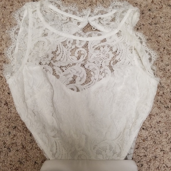 Bebe - Picture 2 of 6